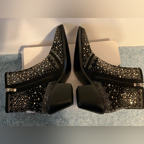Elegant Black Studded Ankle Booties by ISNOM - Picture 5 of 16
